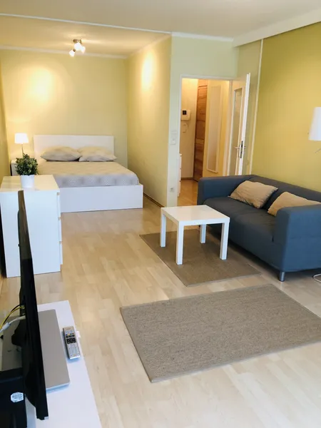 STUDIO APARTMENT IN WILMERSDORF — photo 1